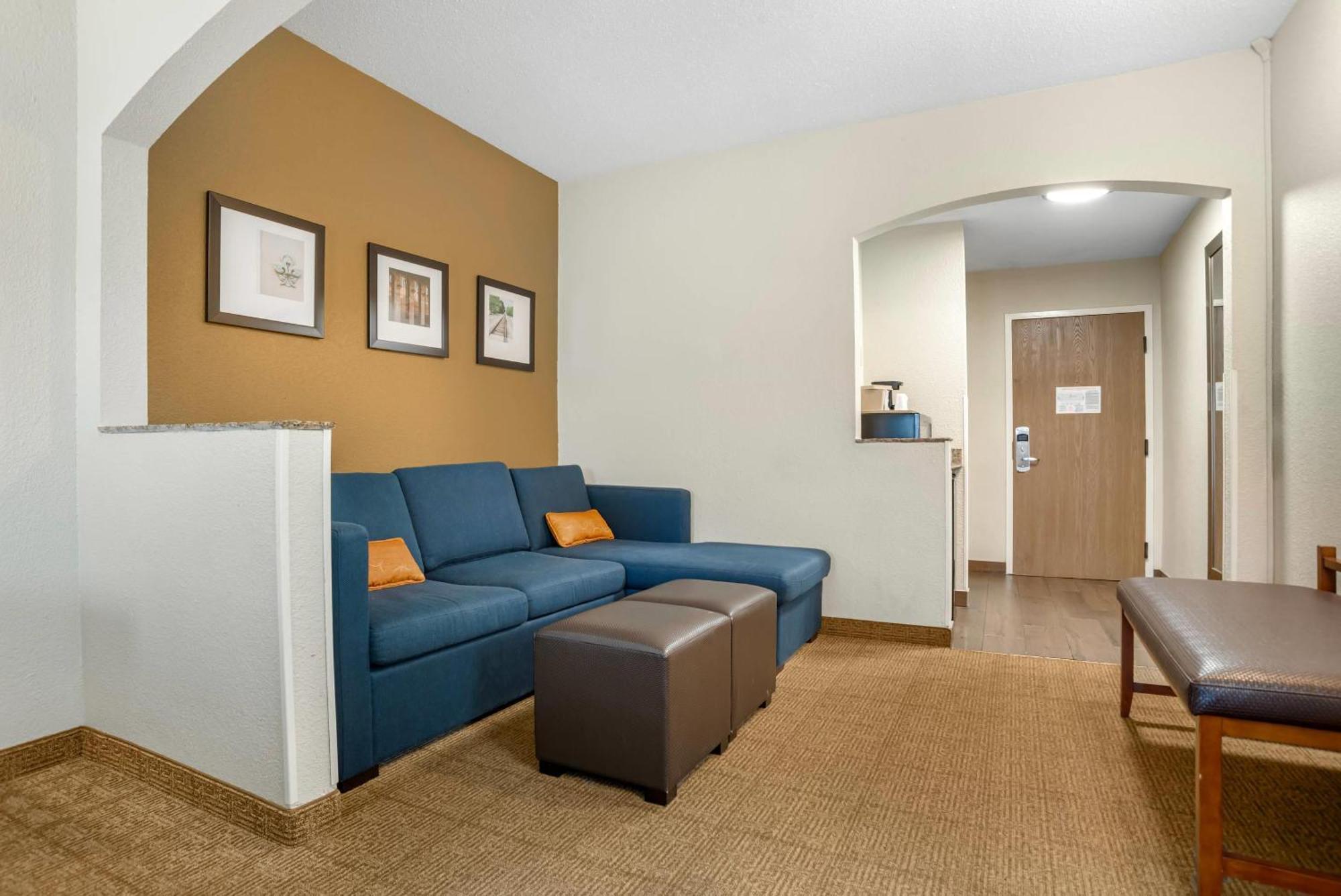 Comfort Suites Монро Экстерьер фото